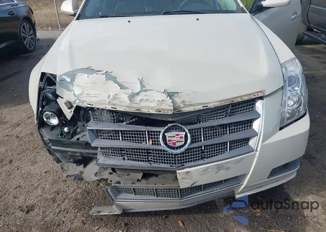 2010 Cadillac Cts Luxury z USA, uszkodzony, nr VIN 1G6DE5EG3A0123902